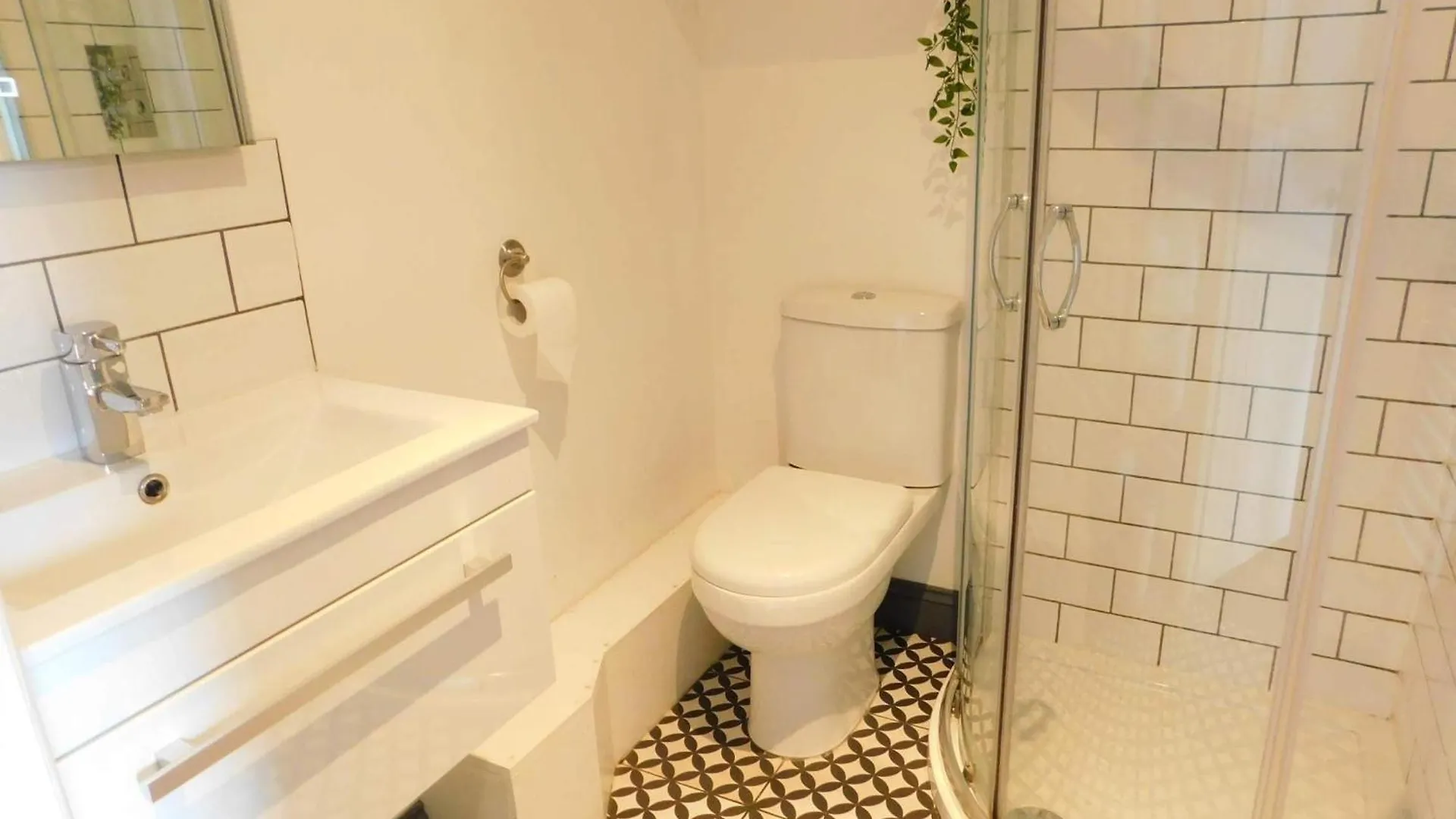 Central Kemptown Brighton Studio Apartment 0*,  United Kingdom